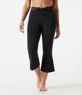 Halara UltraSculpt™ V-Shaped High Waisted Contrast Lace Cropped Yoga Flare Leggings with Pockets