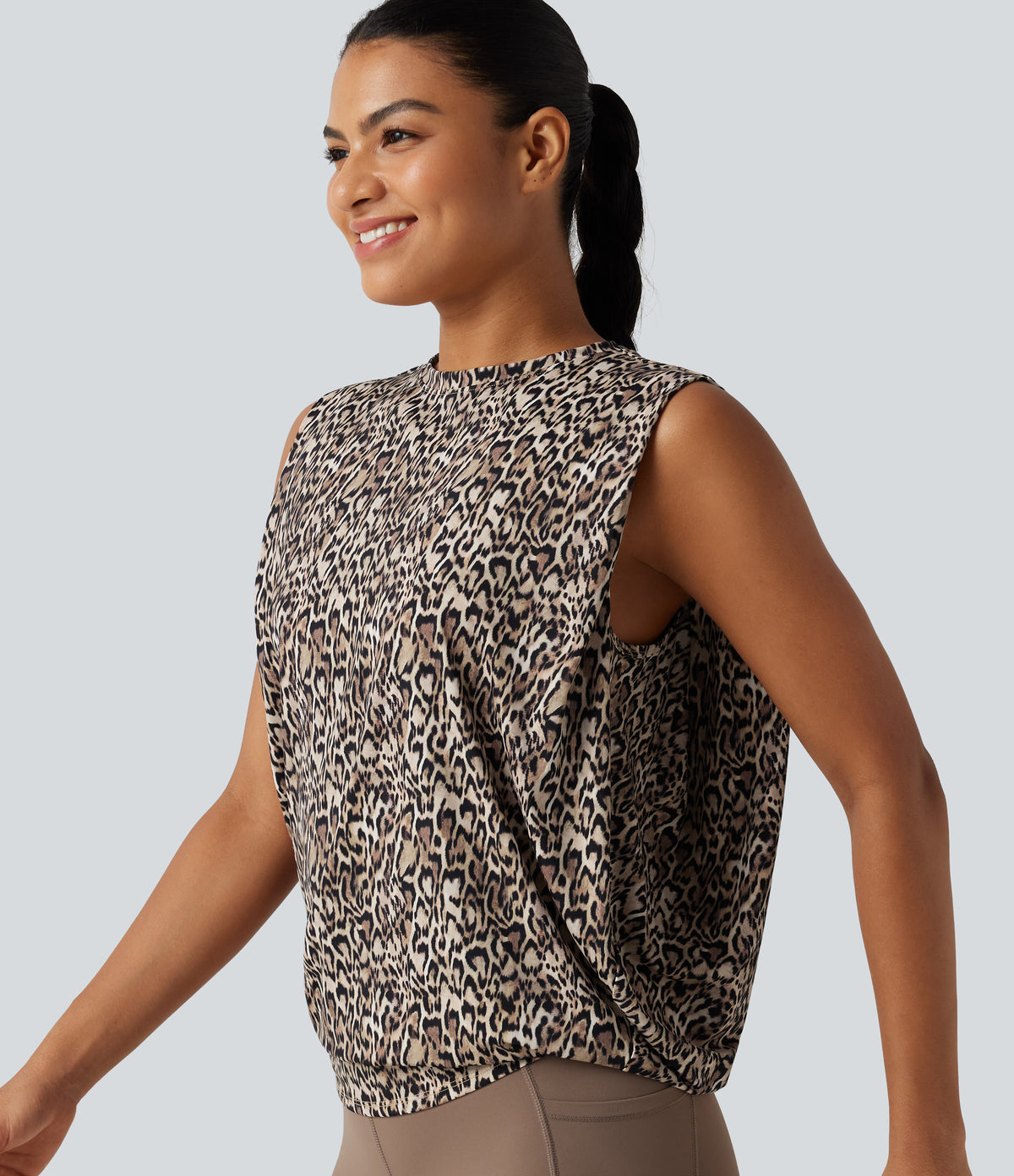 Round Neck Leopard Print Workout Tank Top