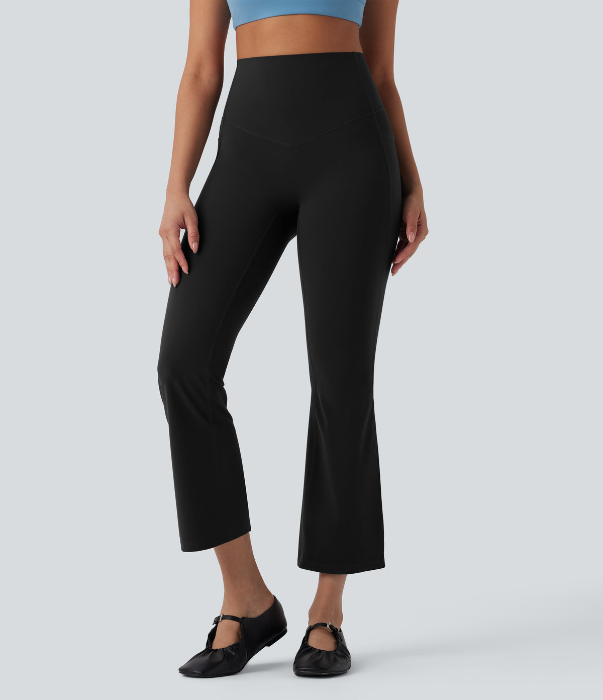 Halara UltraSculpt™ High Waisted Tummy Control Shaping Yoga Bootcut 7/8 Leggings with Pockets