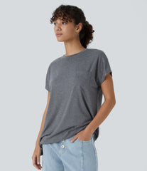 Round Neck Pocket Hem Relax Casual T-Shirt